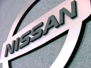 Cartel corpóreo Nissan con aluminio anodizado