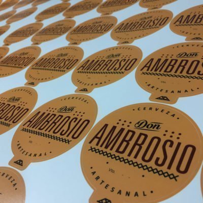 Impresión de etiquetas para cerveza artesanal