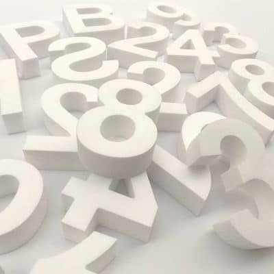Letras y numeros en polifan sin pintar