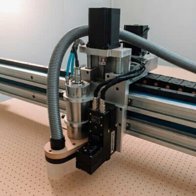 Servicio profesional de corte CNC para letras y cartelería en RotulArte Buenos Aires